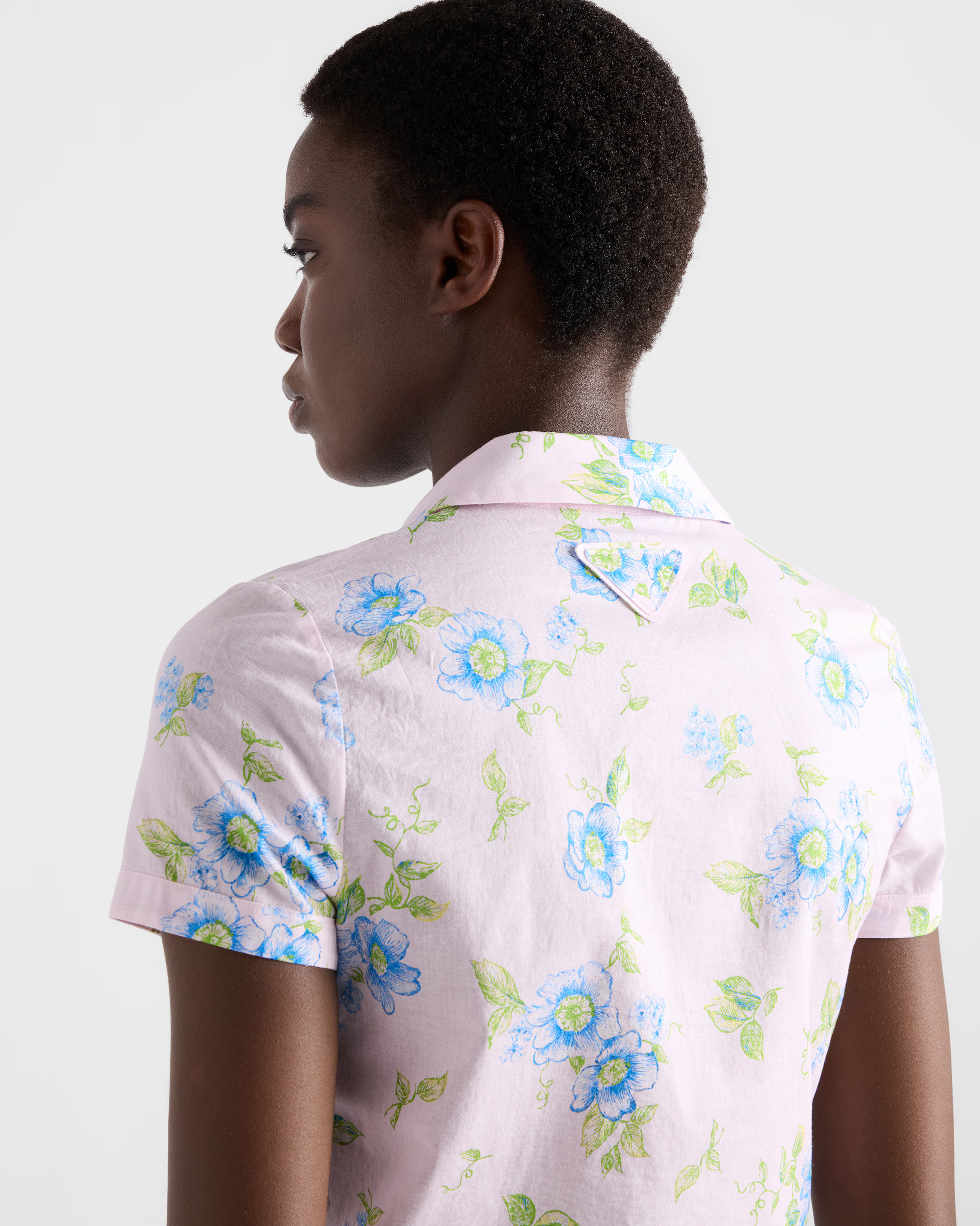 Floral print batiste shirt — zdjęcie w galerii